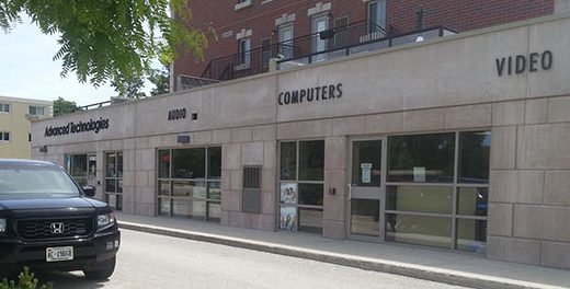 at store e1552934706433